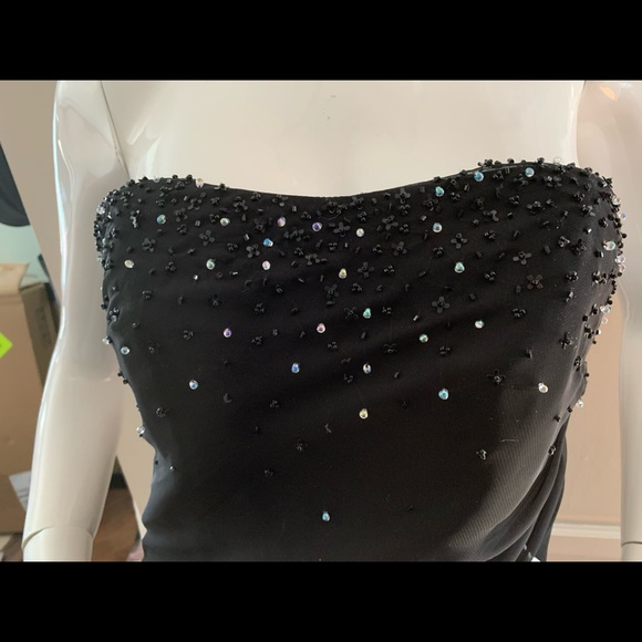 Enchante 8 navy sheer gown bead/sequin detail - Picture 5 of 6